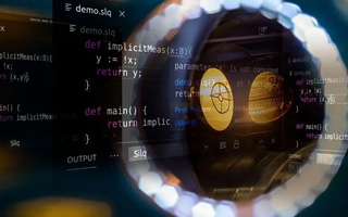 十堰 api php源码,下载的php源码怎么运行呢？